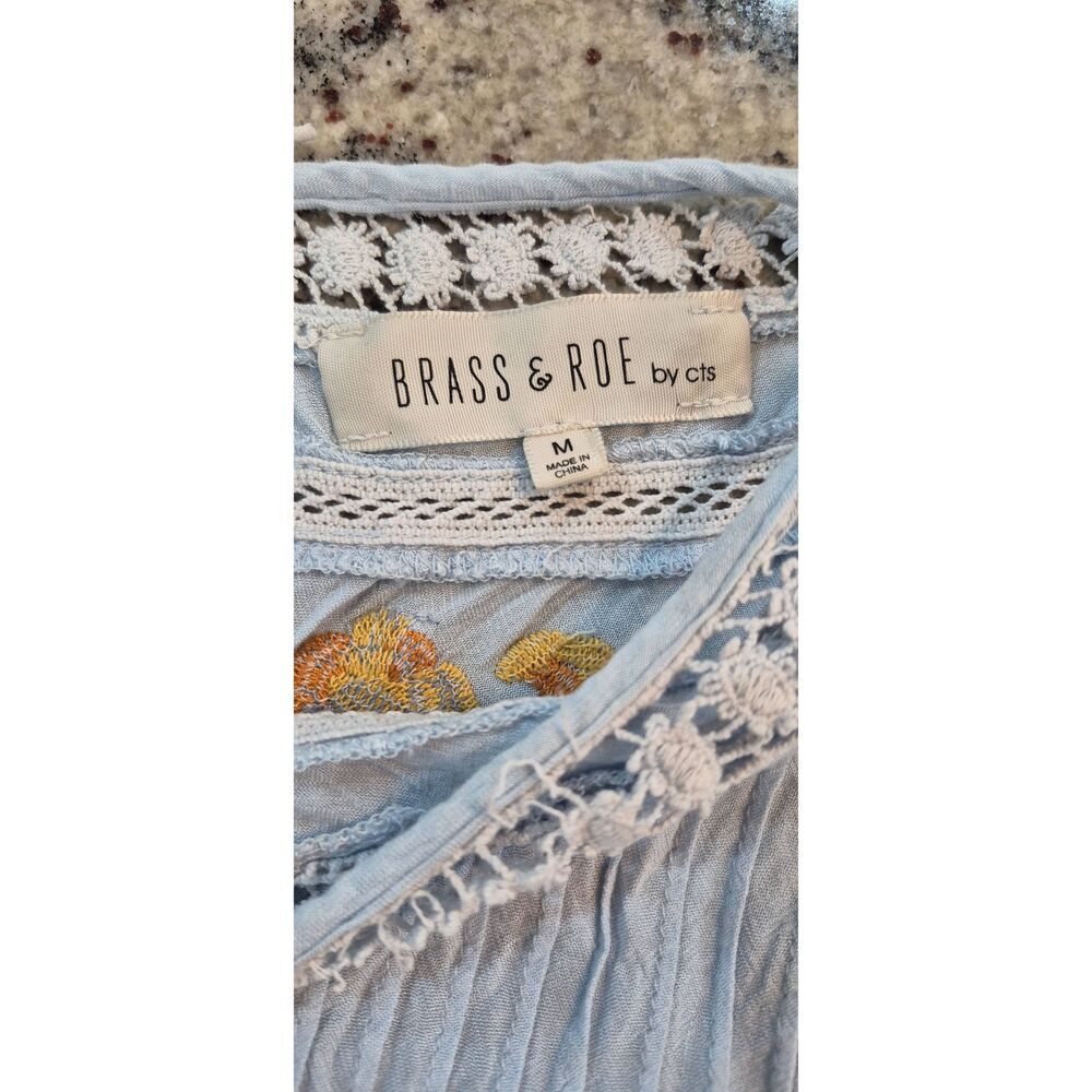 Brass & Roe Light Blue Embroidered Floral Swing Dress Lace Trim Flutter Sleeve M - Picture 15 of 16